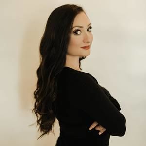 Meet your Posher, Lynnsy